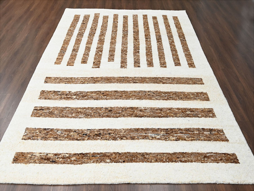 9'0" x 11'10" New Hand Knotted Brown Wool Rectangle Oriental Rug - MOA10284824