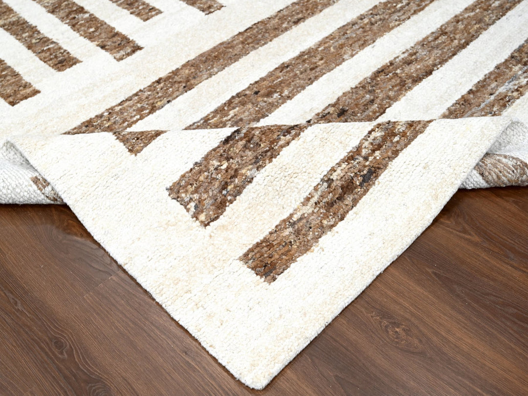 9'0" x 11'10" New Hand Knotted Brown Wool Rectangle Oriental Rug - MOA10284824