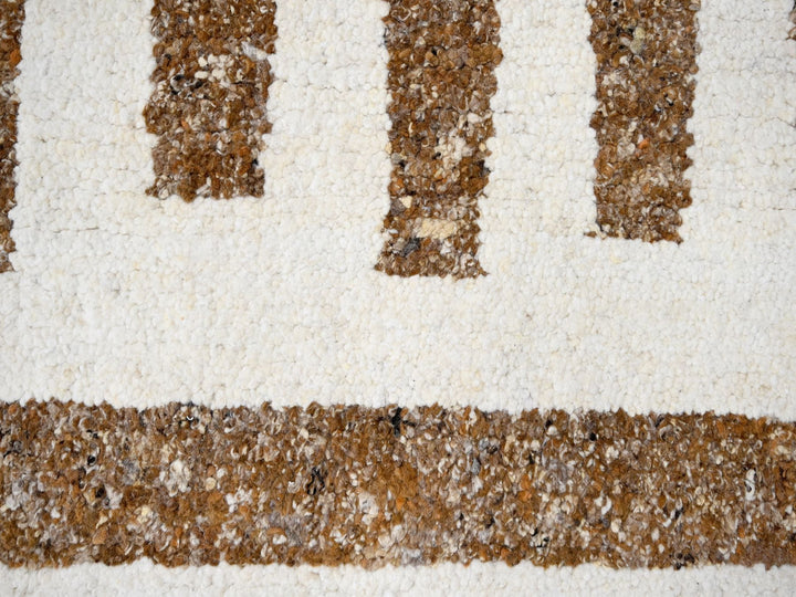 10'0" x 10'3" New Hand Knotted Brown Wool Round Oriental Rug - MOA10284845
