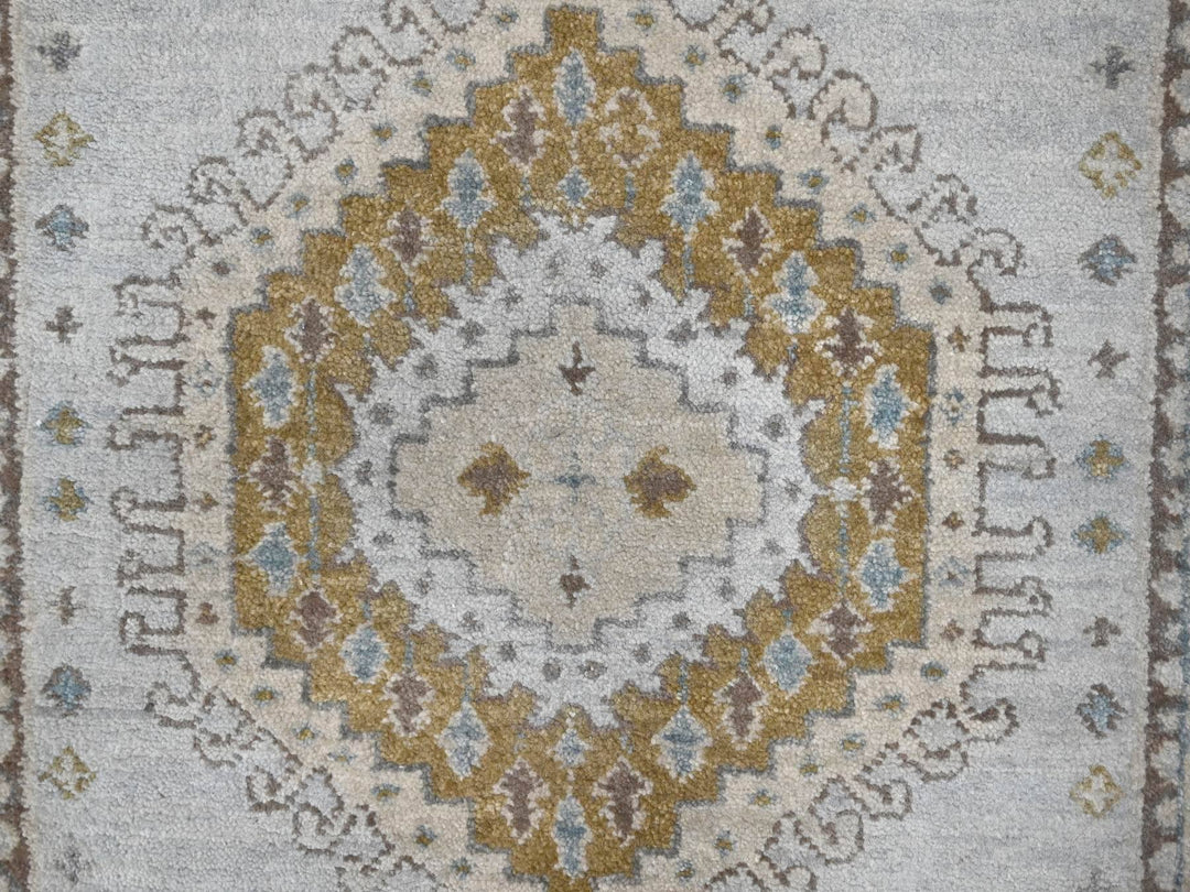 2'7" x 19'9" New Hand Knotted Grey Wool Runner Oriental Rug - MOA10284923