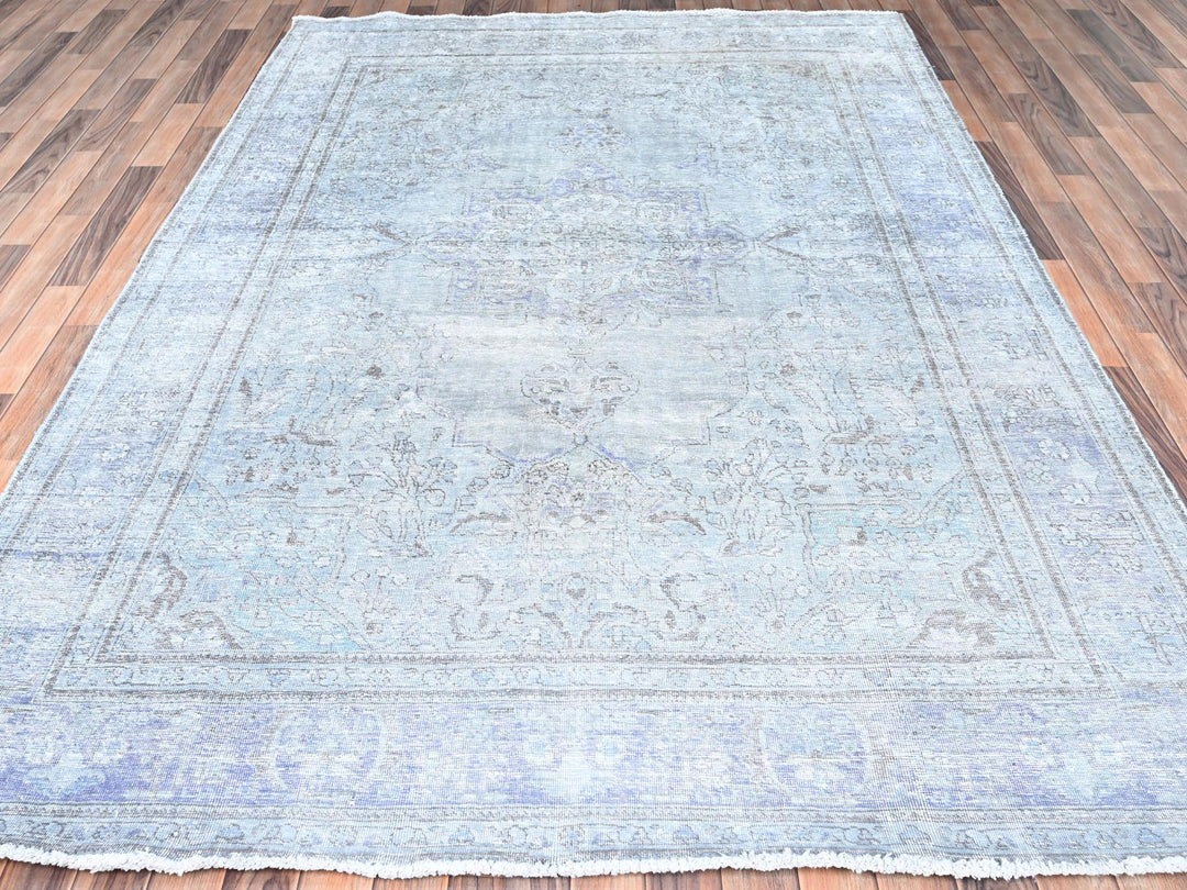 6'9" x 9'10" Vintage Hand Knotted Grey Wool Rectangle Oriental Rug - MOA10285397