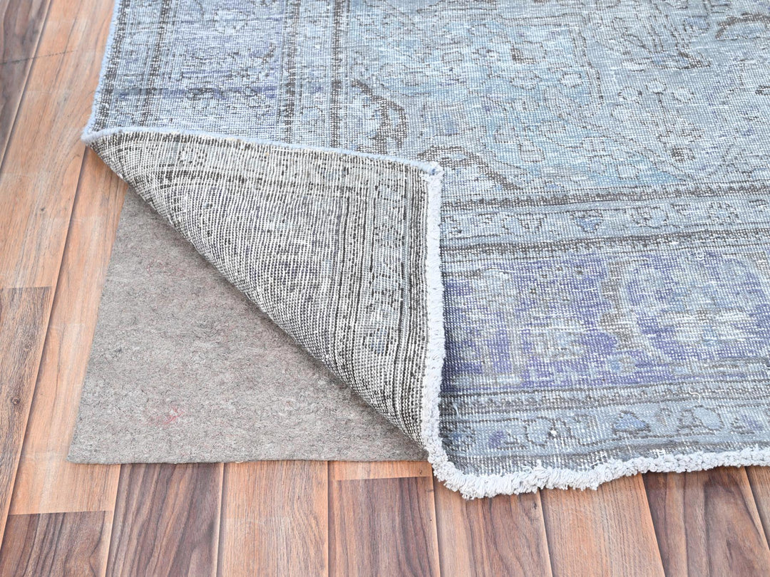 6'9" x 9'10" Vintage Hand Knotted Grey Wool Rectangle Oriental Rug - MOA10285397