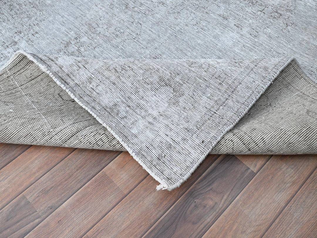 6'6" x 9'6" Vintage Hand Knotted Grey Wool Rectangle Oriental Rug - MOA10285402