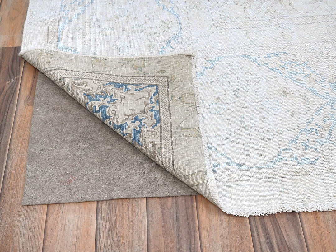 9'4" x 12'3" Vintage Hand Knotted Ivory Wool Rectangle Oriental Rug - MOA10285525