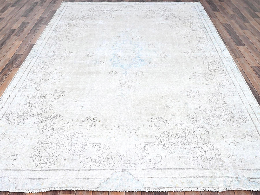 7'2" x 9'10" Vintage Hand Knotted Ivory Wool Rectangle Oriental Rug - MOA10285529