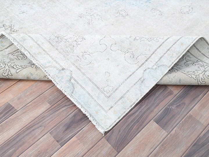 7'2" x 9'10" Vintage Hand Knotted Ivory Wool Rectangle Oriental Rug - MOA10285529