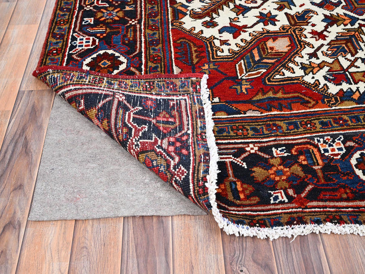 8'5" x 10'9" Vintage Hand Knotted Red Worn Wool Rectangle Oriental Rug - MOA10285572