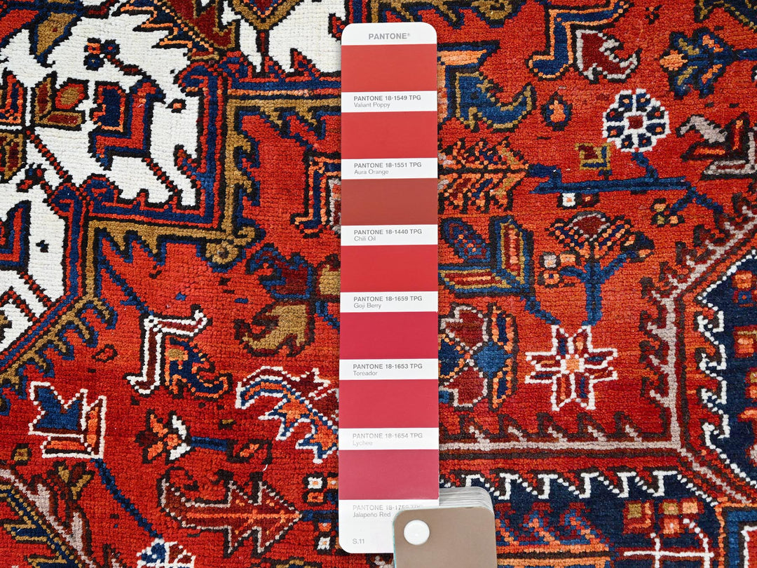 8'5" x 10'9" Vintage Hand Knotted Red Worn Wool Rectangle Oriental Rug - MOA10285572