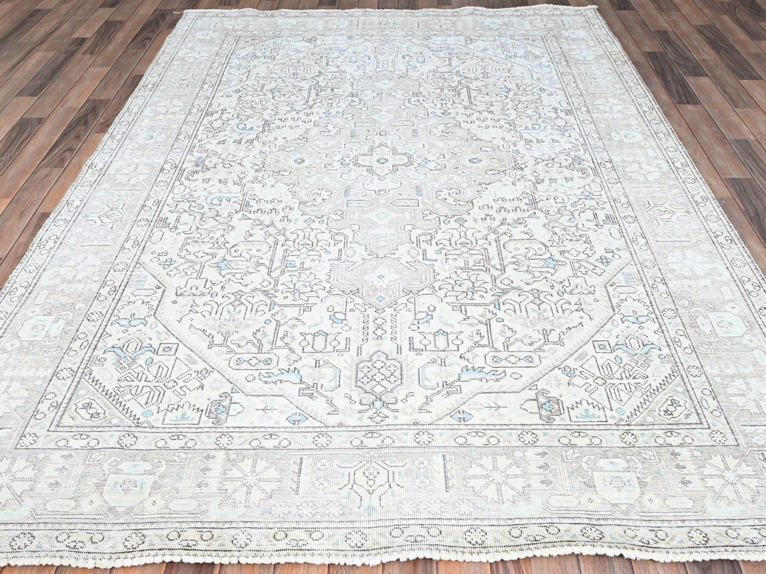 6'5" x 9'1" Vintage Hand Knotted Ivory Wool Rectangle Oriental Rug - MOA10286095