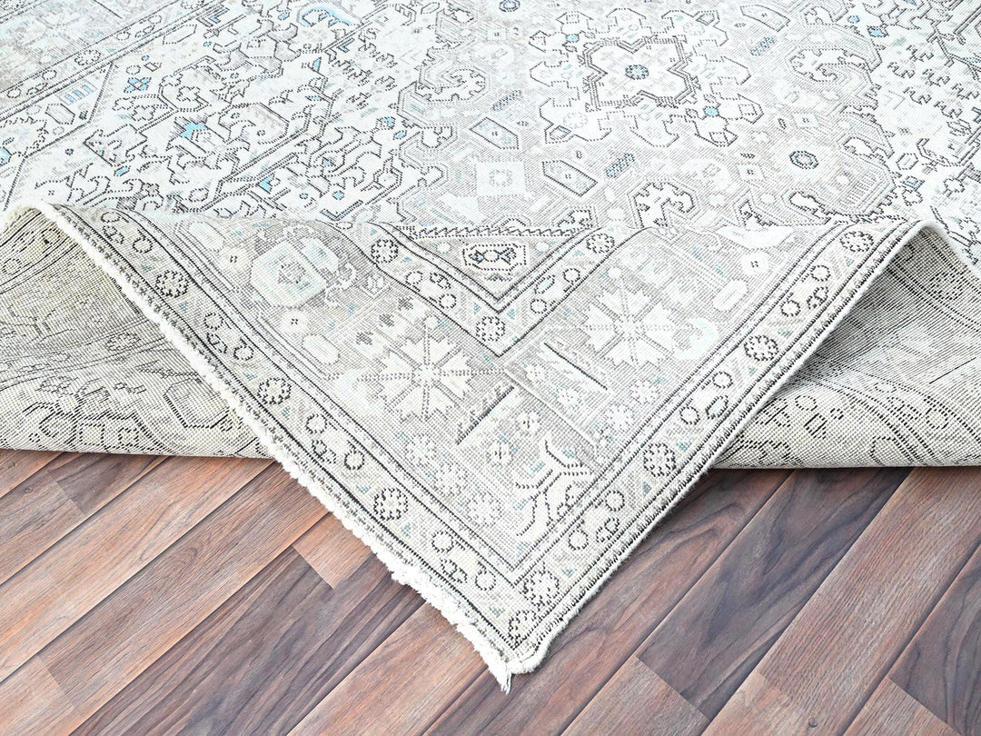 6'5" x 9'1" Vintage Hand Knotted Ivory Wool Rectangle Oriental Rug - MOA10286095