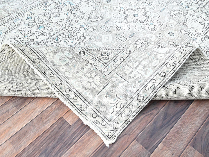 6'5" x 9'1" Vintage Hand Knotted Ivory Wool Rectangle Oriental Rug - MOA10286095