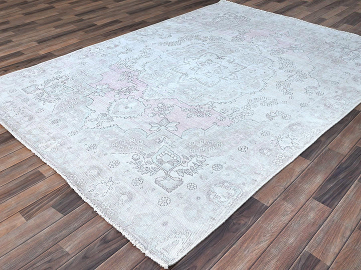 6'2" x 8'8" Vintage Hand Knotted Ivory Wool Rectangle Oriental Rug - MOA10286097