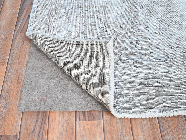 6'3" x 9'6" Vintage Hand Knotted Grey Wool Rectangle Oriental Rug - MOA10286098