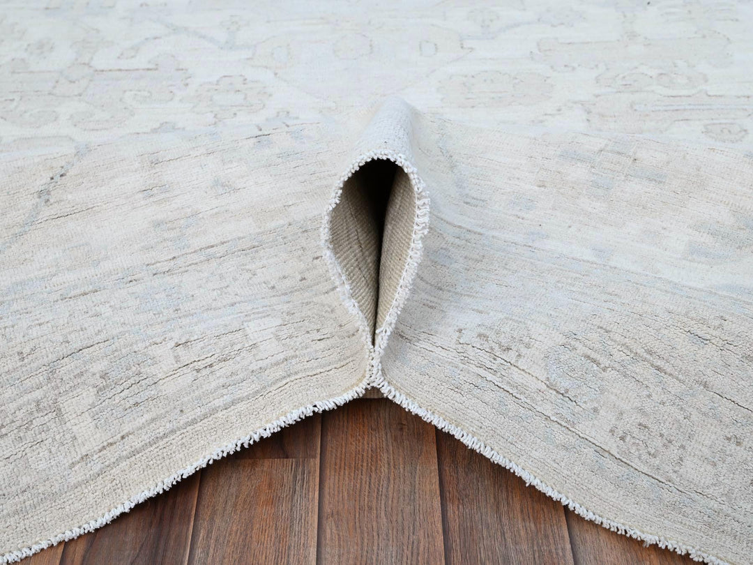 9'11" x 13'7" New Hand Knotted Ivory Wool Rectangle Oriental Rug - MOA10286511