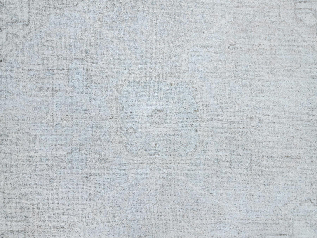 9'11" x 13'7" New Hand Knotted Ivory Wool Rectangle Oriental Rug - MOA10286511