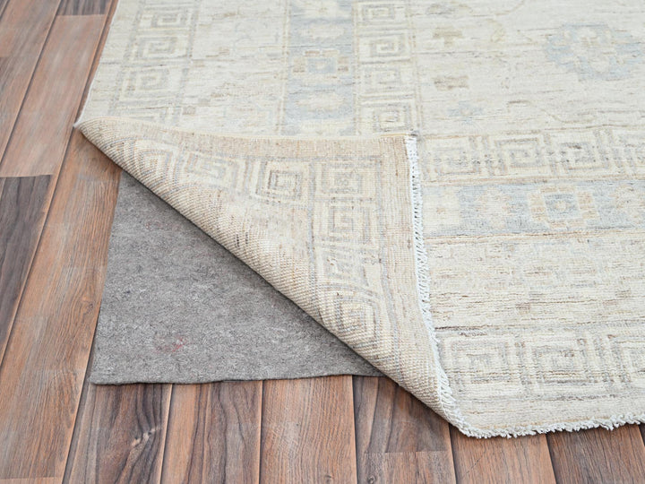 9'10" x 13'10" New Hand Knotted Ivory Wool Rectangle Oriental Rug - MOA10286520