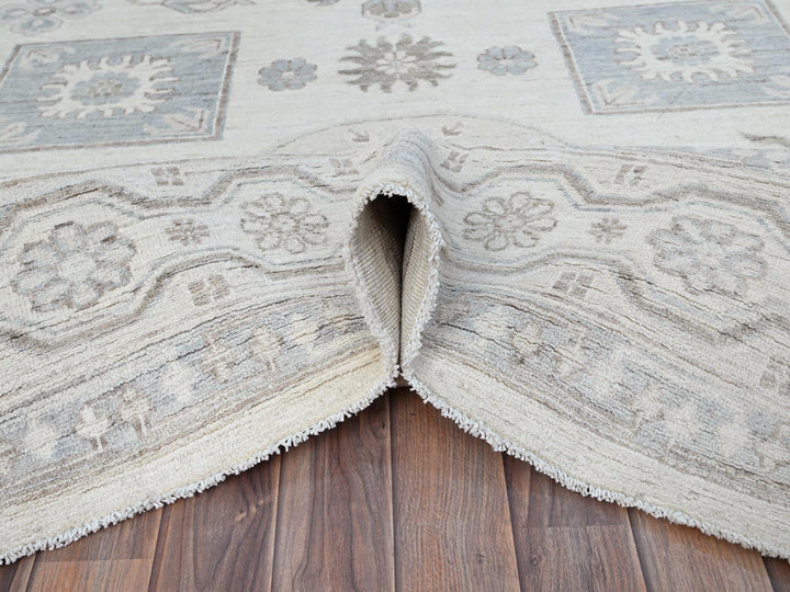 9'11" x 13'6" New Hand Knotted Ivory Wool Rectangle Oriental Rug - MOA10286521