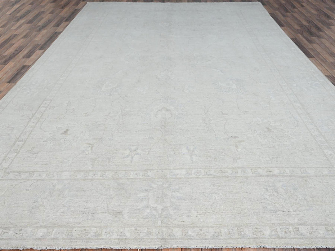 9'10" x 13'10" New Hand Knotted Ivory Wool Rectangle Oriental Rug - MOA10286706