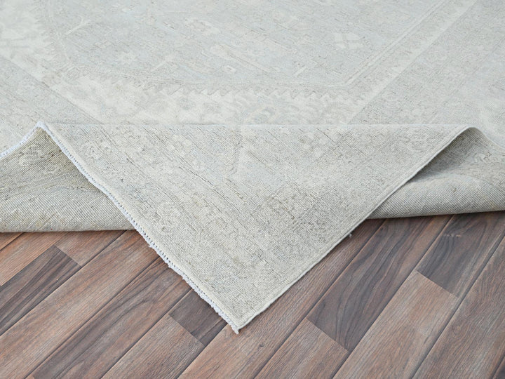 8'1" x 9'11" New Hand Knotted Grey Wool Rectangle Oriental Rug - MOA10286709