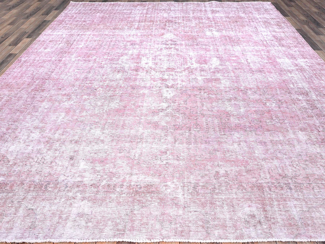 9'8" x 11'10" Vintage Hand Knotted Pink Wool Rectangle Oriental Rug - MOA10286929