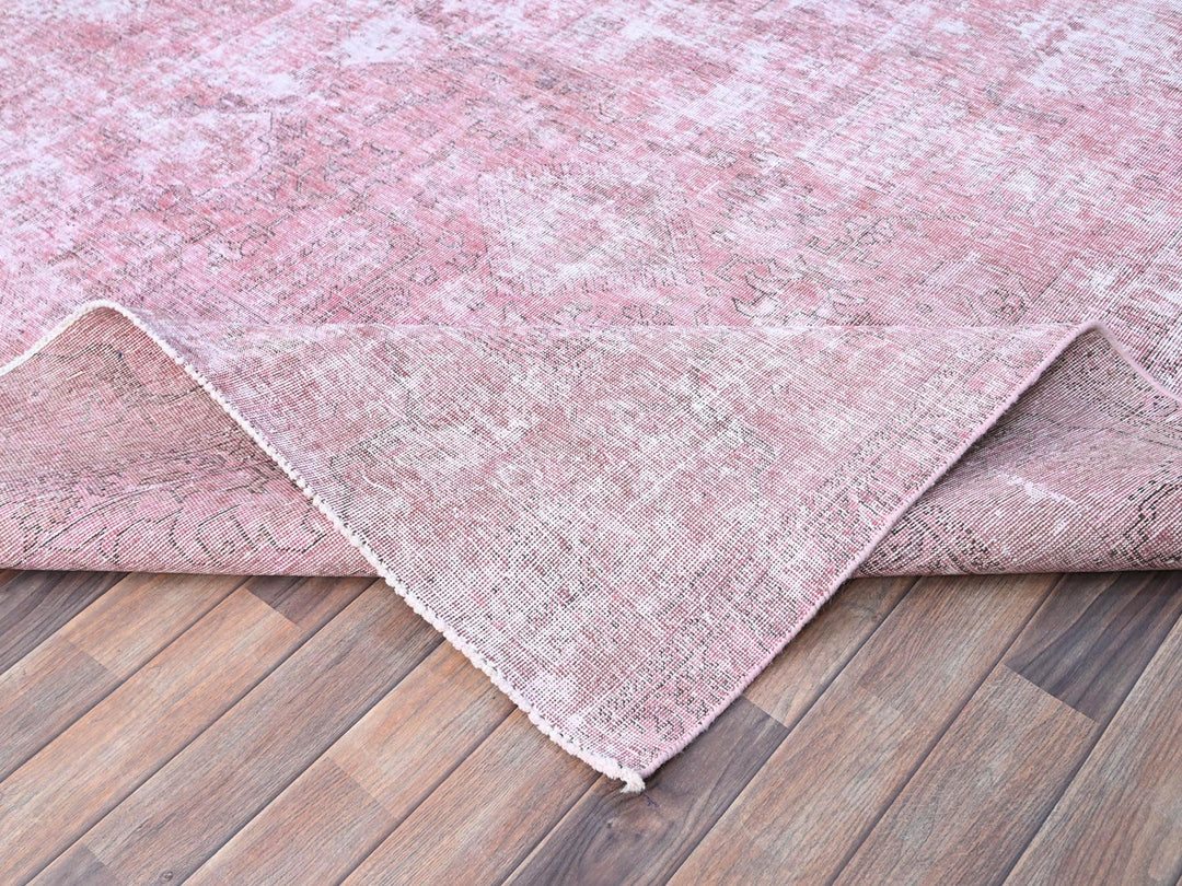 9'8" x 11'10" Vintage Hand Knotted Pink Wool Rectangle Oriental Rug - MOA10286929