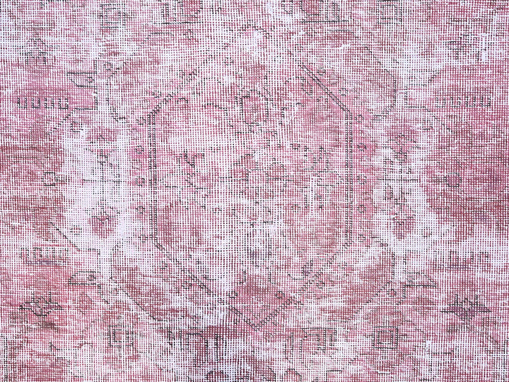 9'8" x 11'10" Vintage Hand Knotted Pink Wool Rectangle Oriental Rug - MOA10286929