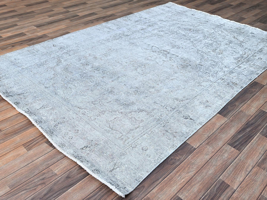 5'11" x 8'10" Vintage Hand Knotted Grey Wool Rectangle Oriental Rug - MOA10286937