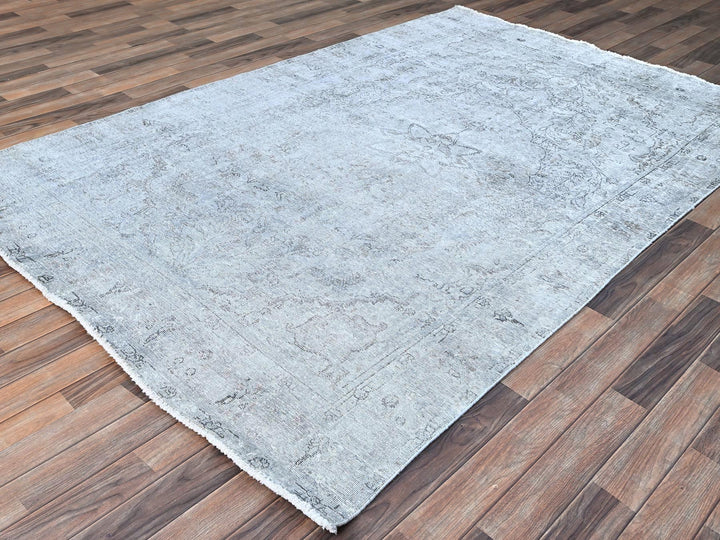 5'11" x 8'10" Vintage Hand Knotted Grey Wool Rectangle Oriental Rug - MOA10286937