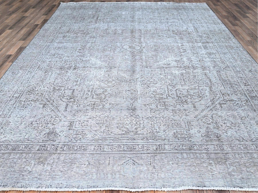 8'10" x 12'4" Vintage Hand Knotted Grey Wool Rectangle Oriental Rug - MOA10286940