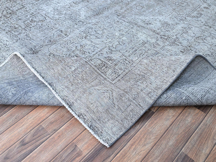 8'10" x 12'4" Vintage Hand Knotted Grey Wool Rectangle Oriental Rug - MOA10286940