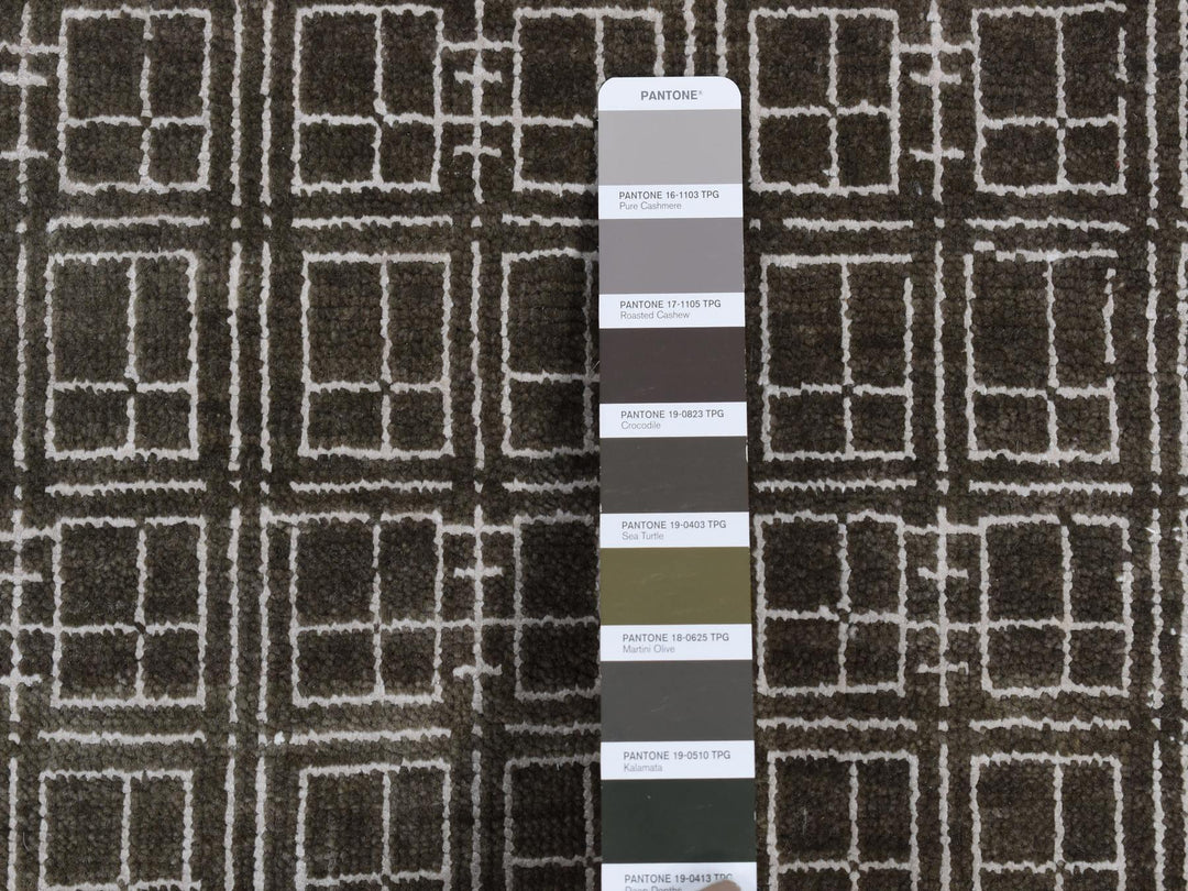 8'1" x 9'9" New Hand Knotted Brown Wool & Silk Rectangle Oriental Rug - MOA10287030