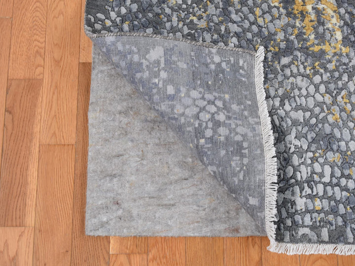 9'0" x 11'10" New Hand Knotted Grey Wool & Pure Silk Rectangle Oriental Rug - MOA10287089