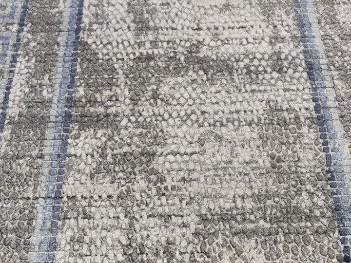 5'2" x 6'10" New Hand Knotted Grey Wool & Silk Rectangle Oriental Rug - MOA10287177