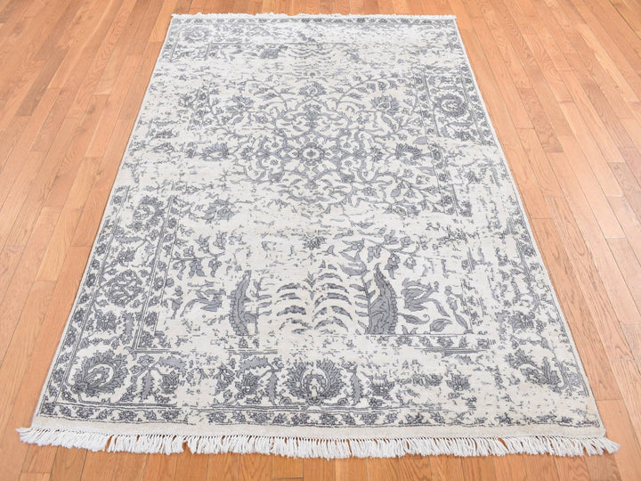 5'2" x 7'0" New Hand Knotted Ivory Silk Rectangle Oriental Rug - MOA10287191