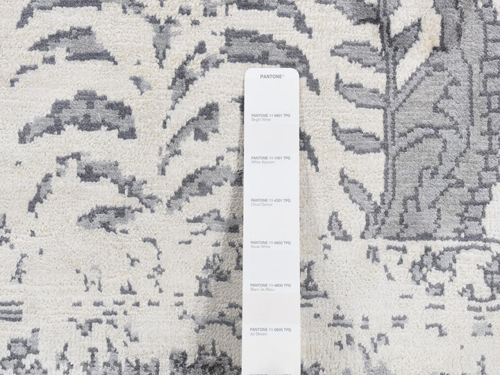 5'2" x 7'0" New Hand Knotted Ivory Silk Rectangle Oriental Rug - MOA10287191