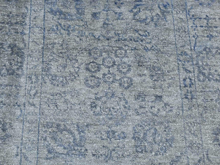 3'1" x 8'3" New Hand Knotted Grey Wool & Silk Runner Oriental Rug - MOA10287201