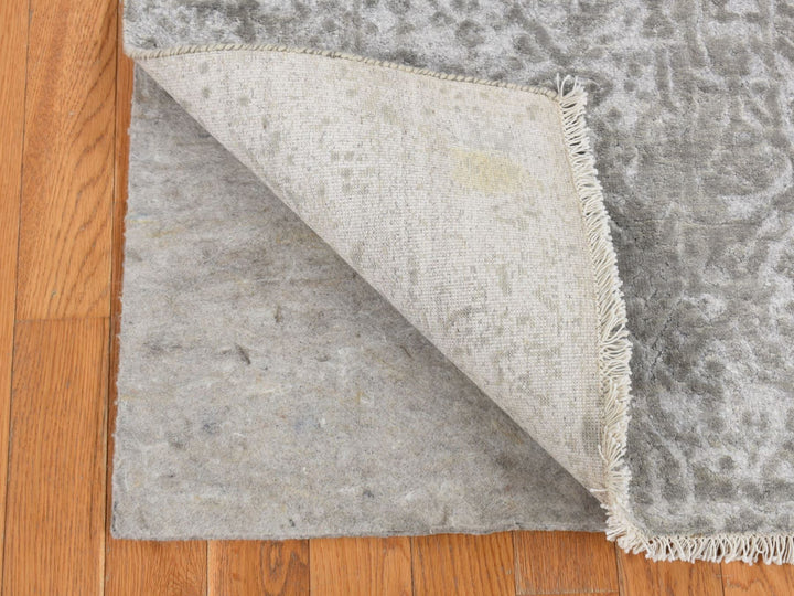 2'7" x 8'0" New Hand Knotted Grey Wool & Silk Runner Oriental Rug - MOA10287203