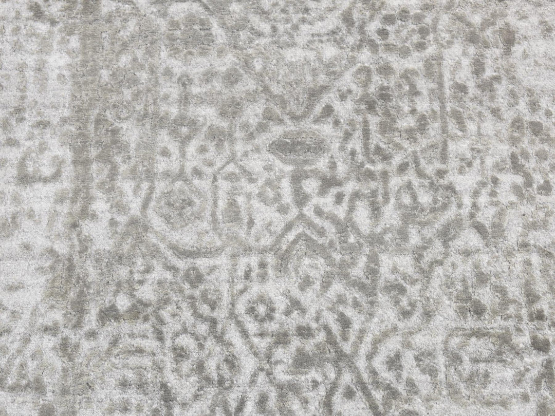 2'7" x 8'0" New Hand Knotted Grey Wool & Silk Runner Oriental Rug - MOA10287203