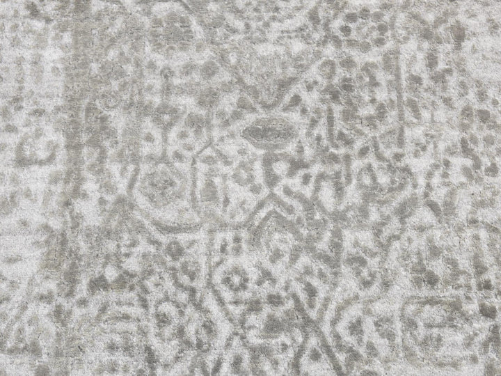 2'7" x 8'0" New Hand Knotted Grey Wool & Silk Runner Oriental Rug - MOA10287203