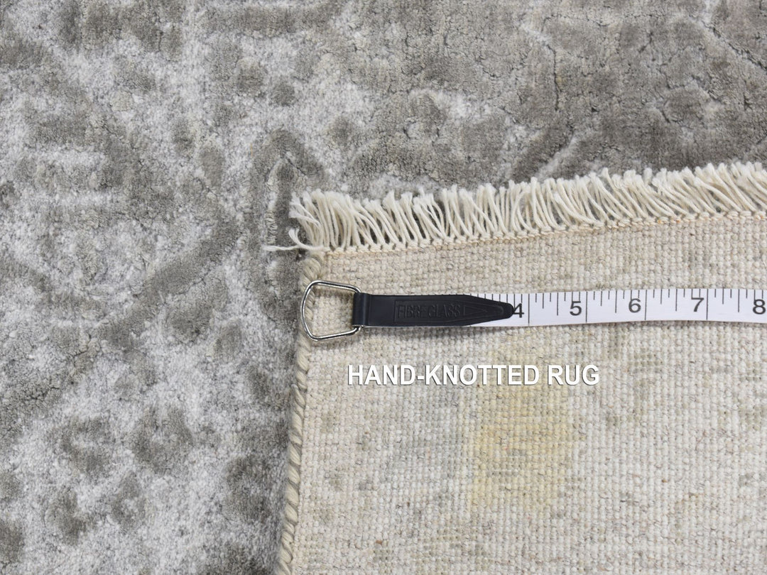2'7" x 8'0" New Hand Knotted Grey Wool & Silk Runner Oriental Rug - MOA10287203