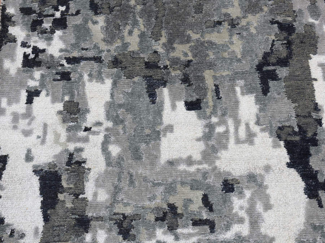 2'6" x 7'7" New Hand Knotted Black Wool & Silk Runner Oriental Rug - MOA10287209