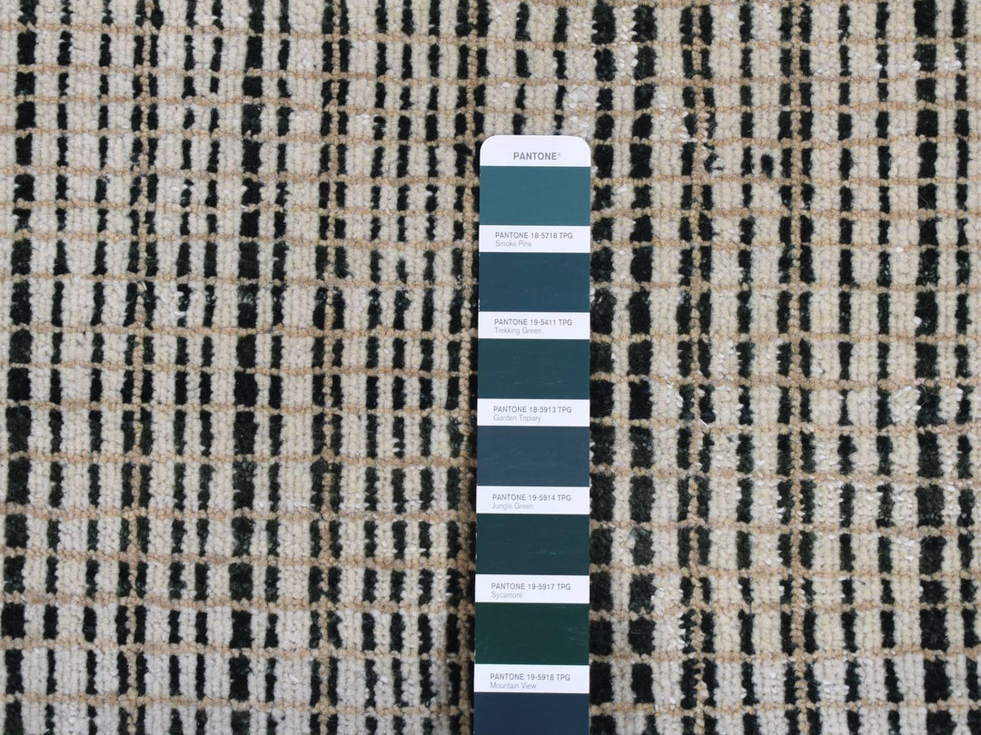 4'0" x 5'10" New Hand Knotted Green Wool Rectangle Oriental Rug - MOA10287214
