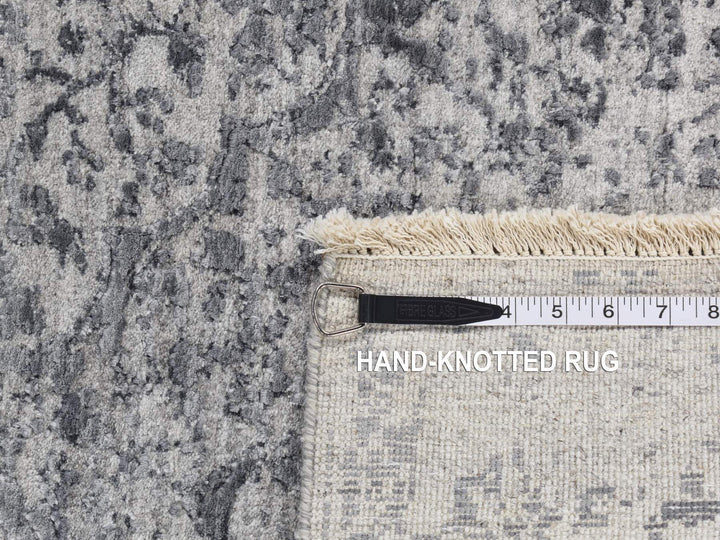 4'1" x 6'0" New Hand Knotted Grey Wool & Silk Rectangle Oriental Rug - MOA10287222
