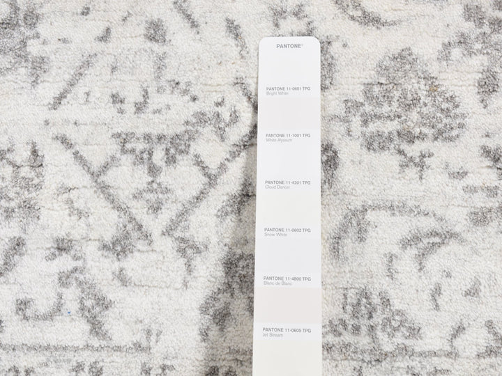 4'1" x 6'2" New Hand Knotted Ivory Wool & Silk Rectangle Oriental Rug - MOA10287223