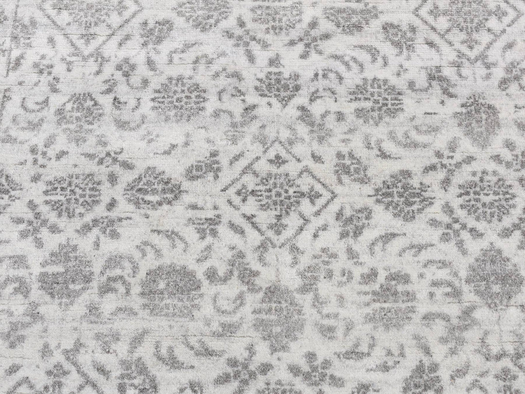 4'1" x 6'2" New Hand Knotted Ivory Wool & Silk Rectangle Oriental Rug - MOA10287223