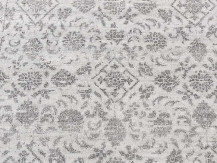 4'1" x 6'2" New Hand Knotted Ivory Wool & Silk Rectangle Oriental Rug - MOA10287223