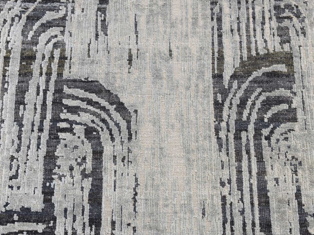 2'7" x 8'0" New Hand Knotted Grey Wool & Silk Runner Oriental Rug - MOA10287227