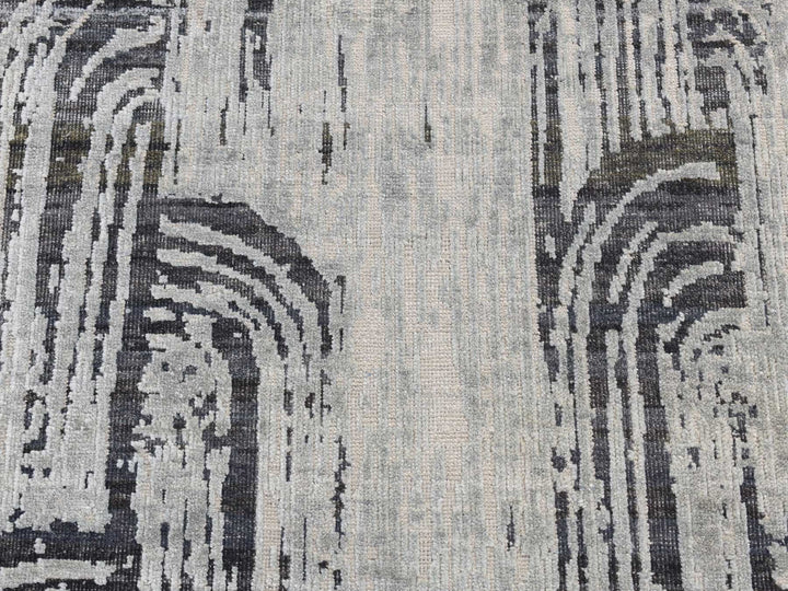 2'7" x 8'0" New Hand Knotted Grey Wool & Silk Runner Oriental Rug - MOA10287227