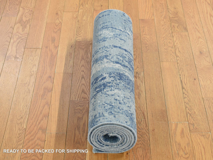2'6" x 8'3" New Hand Knotted Blue Wool & Silk Runner Oriental Rug - MOA10287230