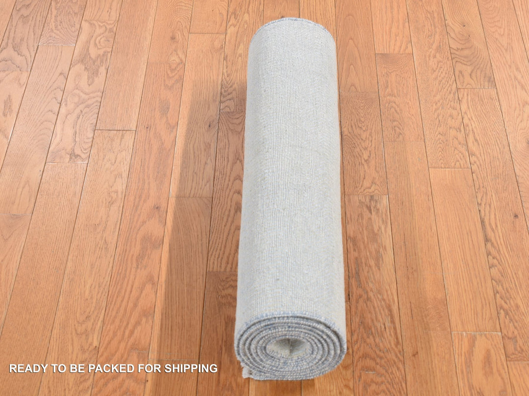2'7" x 8'4" New Hand Knotted Ivory Wool & Silk Runner Oriental Rug - MOA10287233